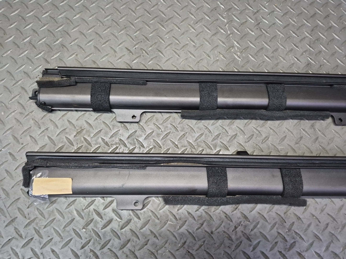 01-06 Lexus UCF30L LS430 Rear Left & Right Interior Door Visor Shade KIT Set OEM
