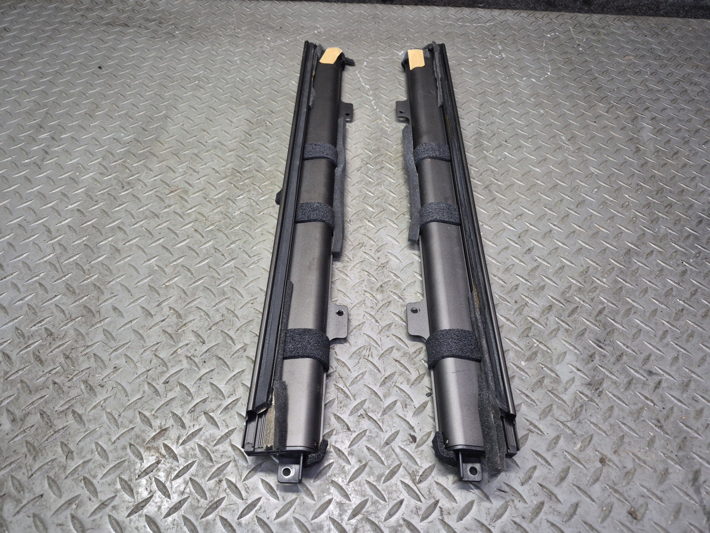 01-06 Lexus UCF30L LS430 Rear Left & Right Interior Door Visor Shade KIT Set OEM