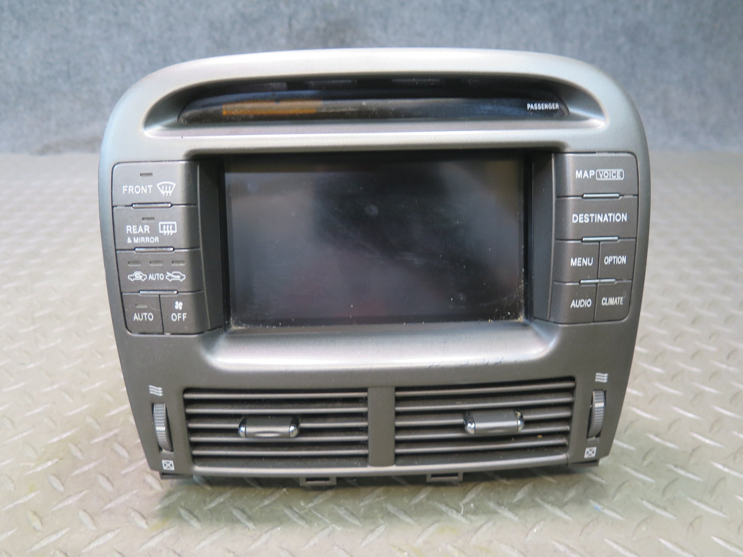01-03 Lexus UCF30L LS430 GPS Navi DVD Player Control Head Unit 86111-50150 OEM