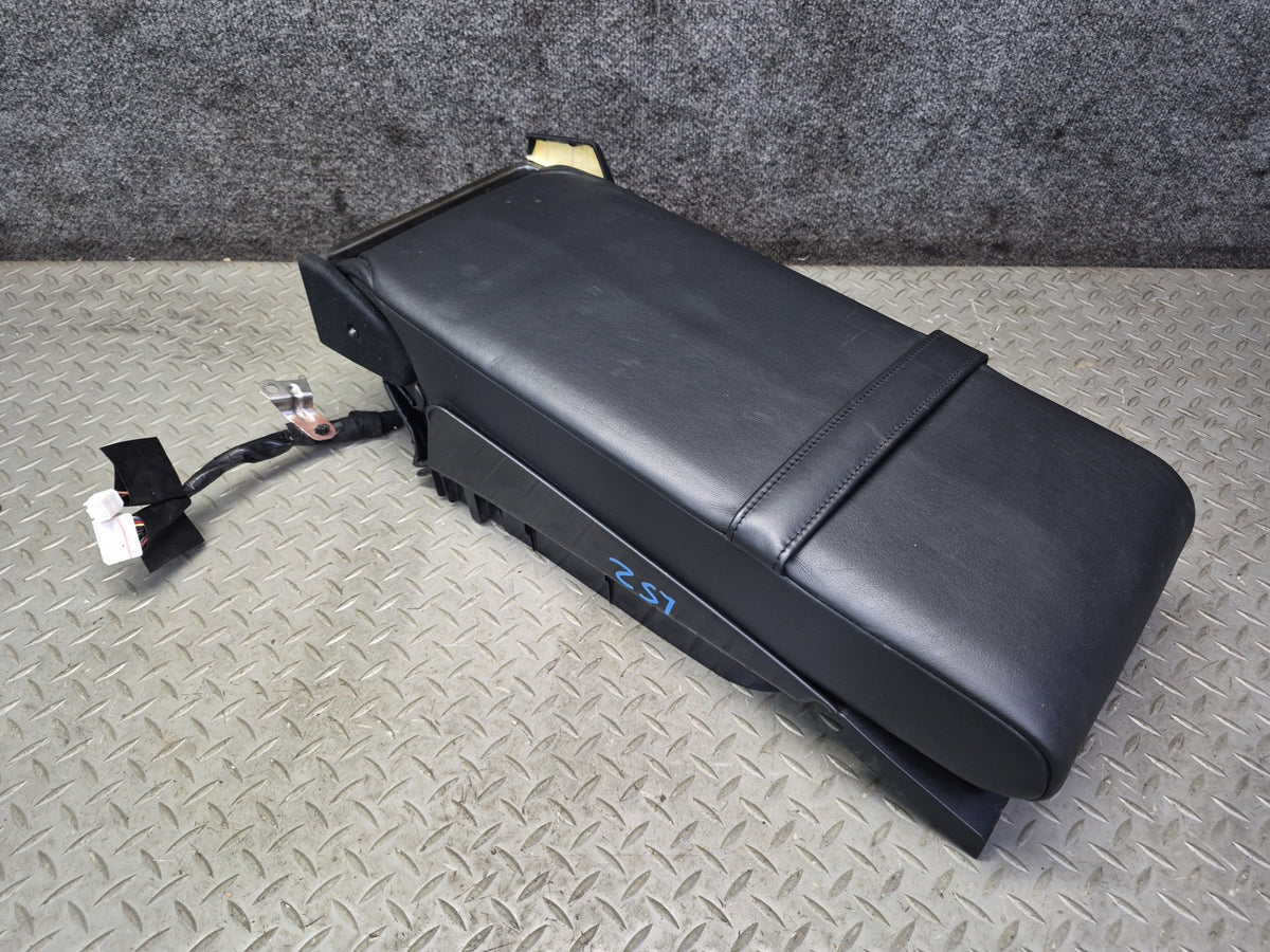 01-03 Lexus UCF30L LS430 Rear Seat Center Armrest w Audio AC Control Black OEM