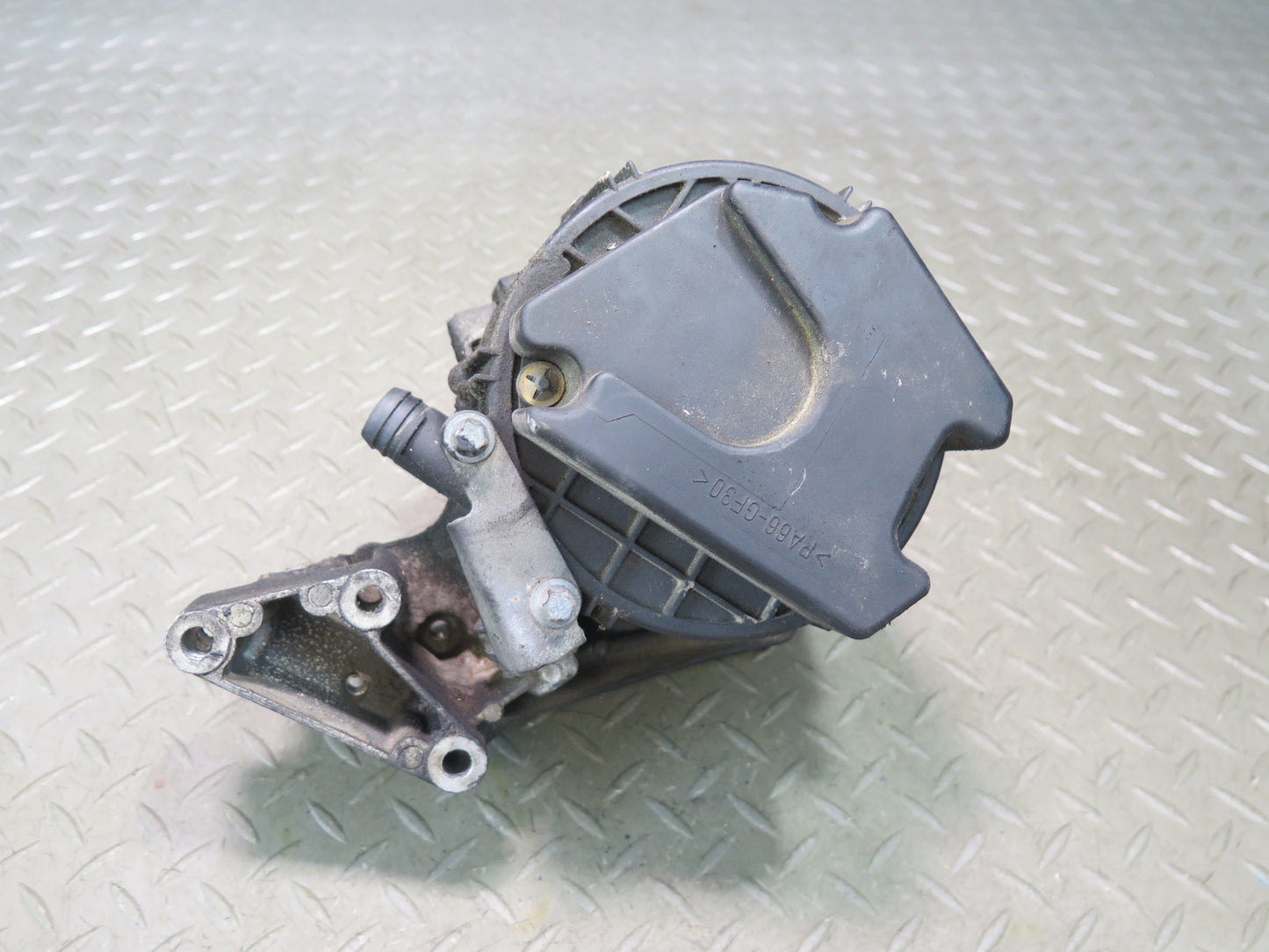 96-98 Mercedes R129 SL500 Secondary Air Injection Smog Pump OEM