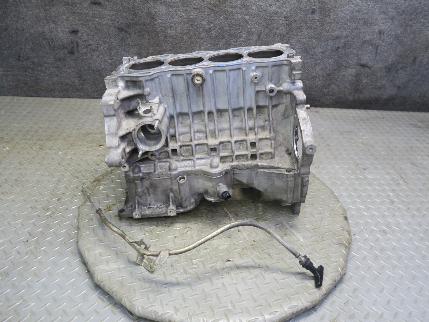 00-02 Toyota ZZW30L MR2 Spyder 1.8L 1ZZFE Engine Motor Block w Oil Dipstick OEM