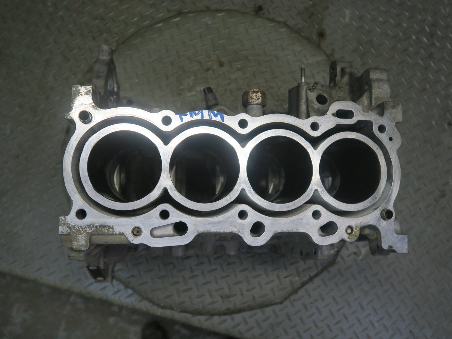 00-02 Toyota ZZW30L MR2 Spyder 1.8L 1ZZFE Engine Motor Block w Oil Dipstick OEM