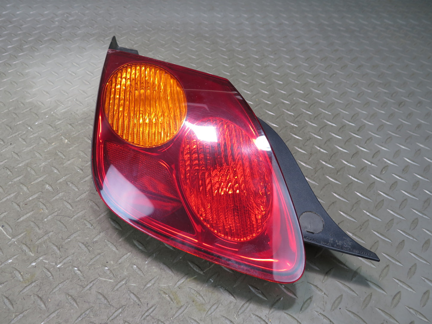 02-05 Lexus UZZ40L SC430 Set of 2 Rear Left Tail Light & Reflector Lamp OEM