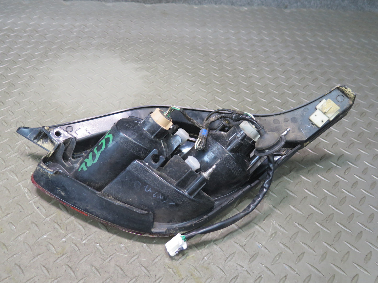 02-05 Lexus UZZ40L SC430 Set of 2 Rear Left Tail Light & Reflector Lamp OEM