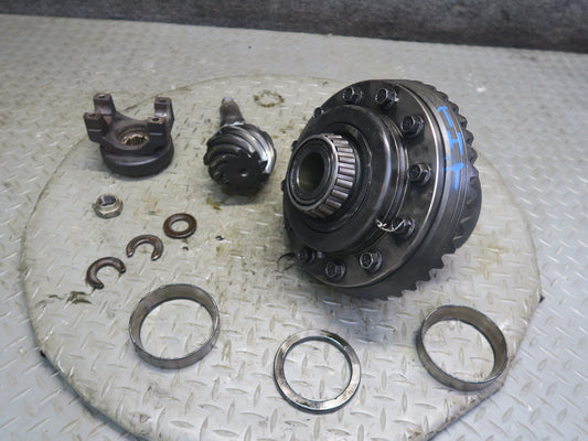 2003-2005 Hummer H2 Rear Differential 4.10 Ratio Ring & Pinion Gear Set