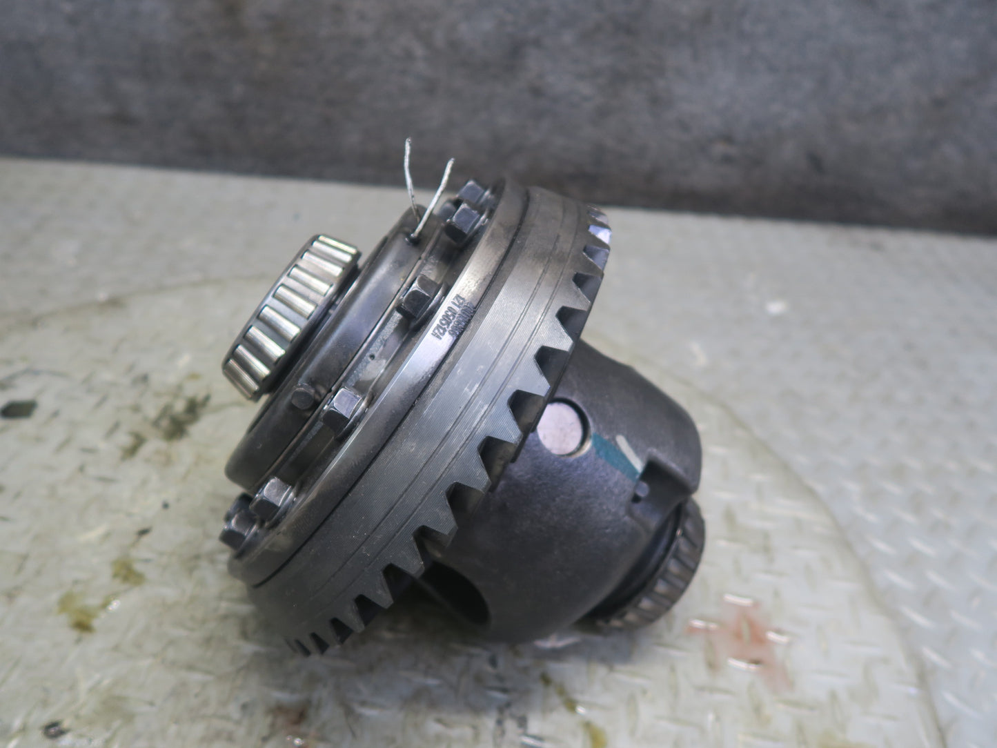 2003-2005 Hummer H2 Rear Differential 4.10 Ratio Ring & Pinion Gear Set