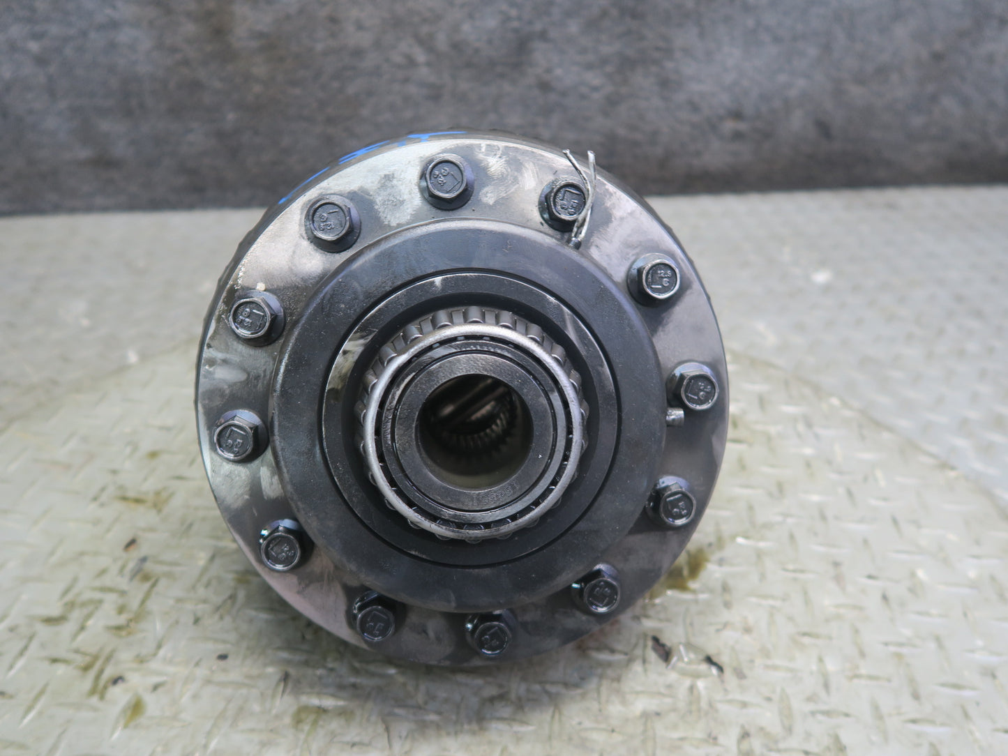 2003-2005 Hummer H2 Rear Differential 4.10 Ratio Ring & Pinion Gear Set