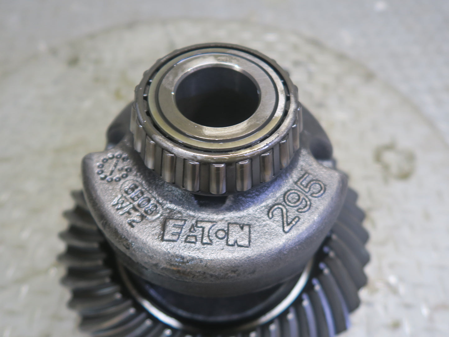 2003-2005 Hummer H2 Rear Differential 4.10 Ratio Ring & Pinion Gear Set