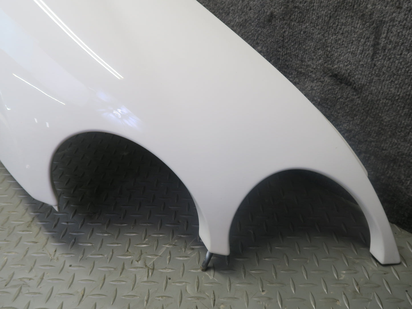 03-10 Bentley Continental GT Front Right Fender Shell Cover Panel Glacier White