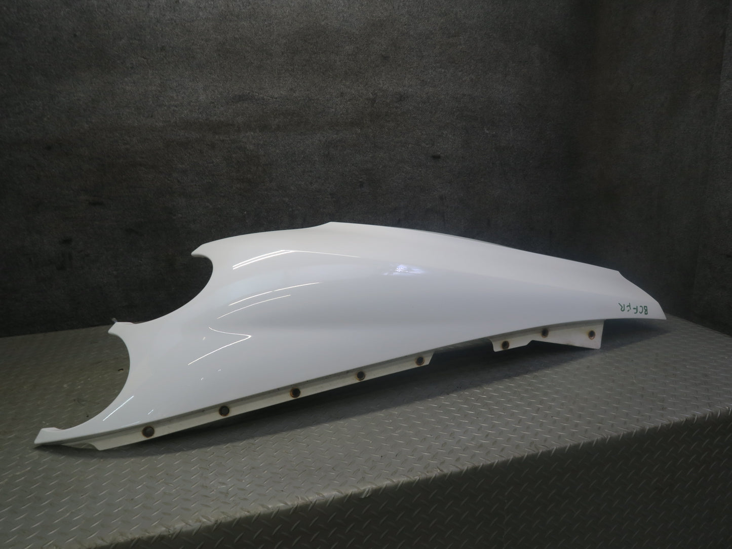 03-10 Bentley Continental GT Front Right Fender Shell Cover Panel Glacier White