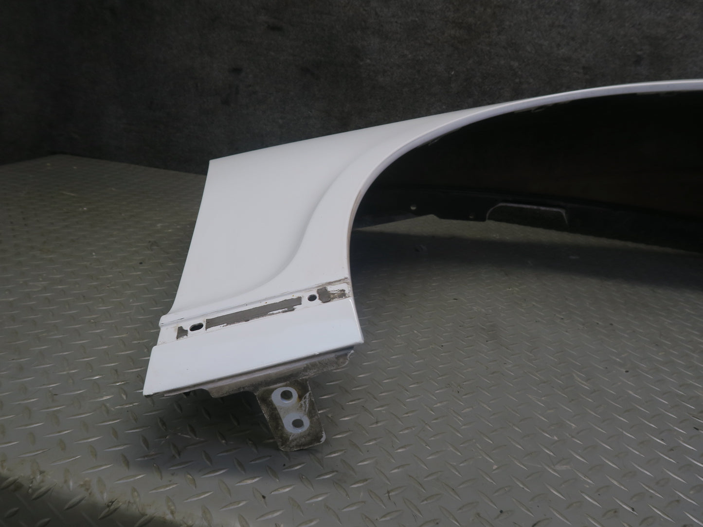 03-10 Bentley Continental GT Front Right Fender Shell Cover Panel Glacier White