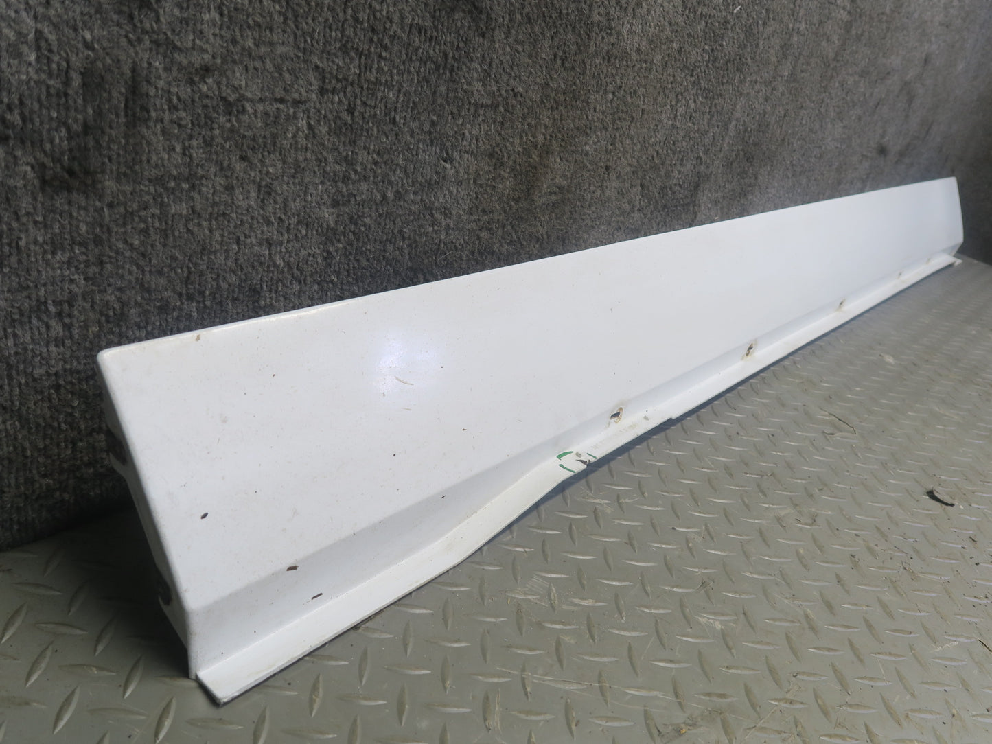84-96 Chevrolet Corvette C4 Left & Right Side Skirt Rocker Panel Molding Set OEM