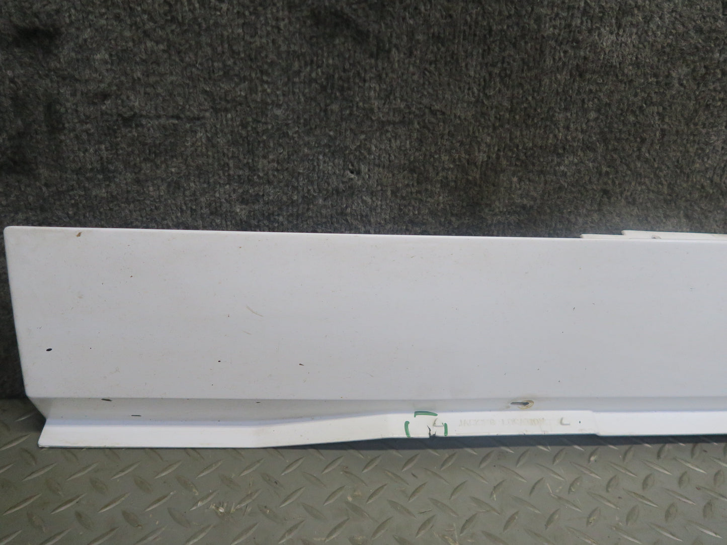 84-96 Chevrolet Corvette C4 Left & Right Side Skirt Rocker Panel Molding Set OEM