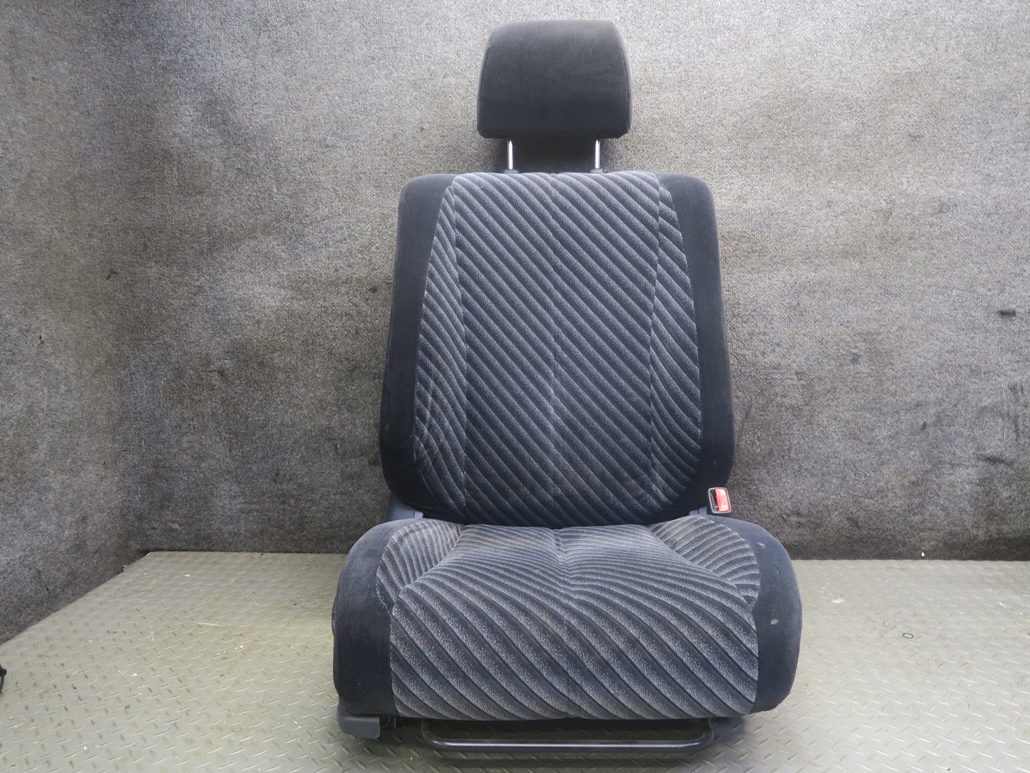 96-98 Toyota MARK2 JZX100 Tourer Front Cloth Seat w Trim Set 37k Miles Damaged