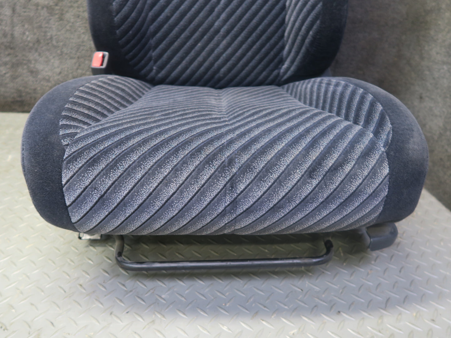 96-98 Toyota MARK2 JZX100 Tourer Front Cloth Seat w Trim Set 37k Miles Damaged
