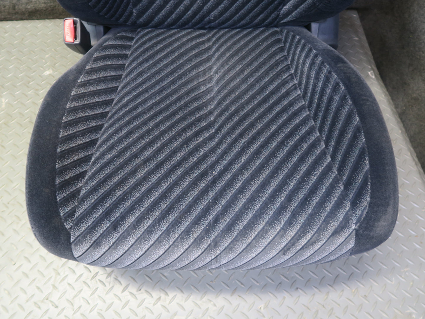 96-98 Toyota MARK2 JZX100 Tourer Front Cloth Seat w Trim Set 37k Miles Damaged