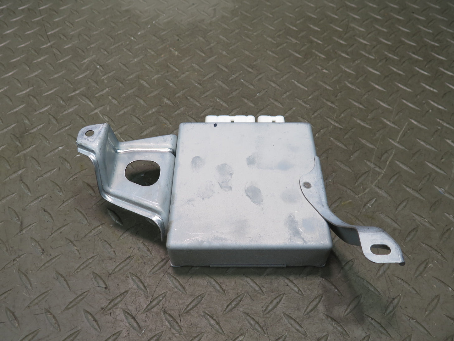 01-03 Lexus LS430 Tilt Telescopic Steering Multiplex Module 89227-50100 OEM