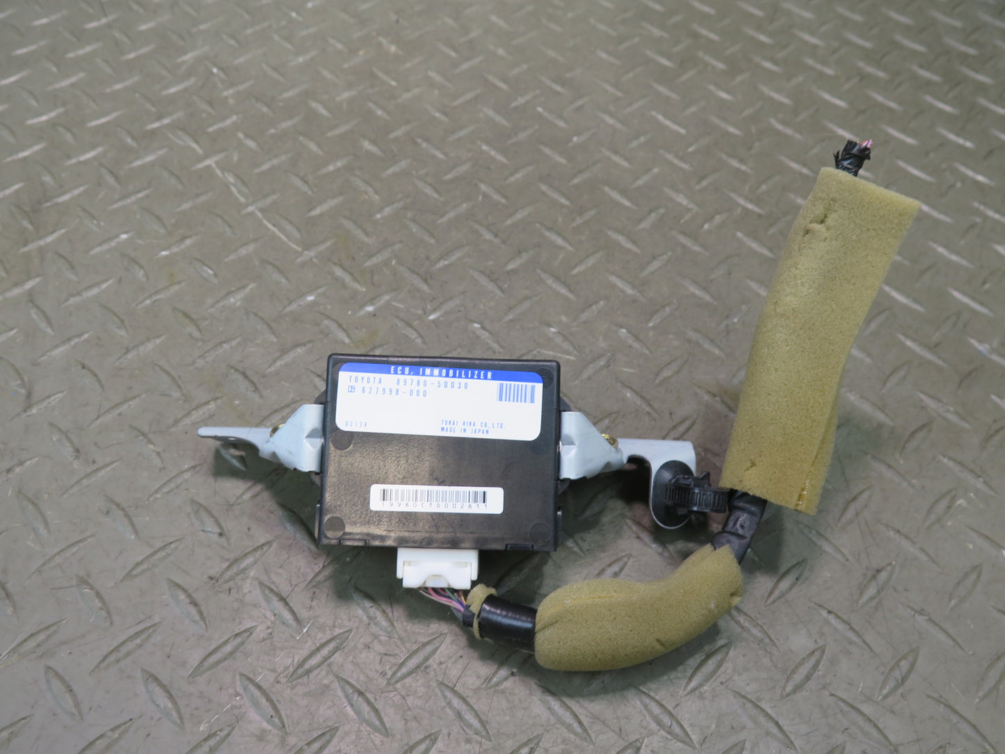 01-06 Lexus UCF30L LS430 Immobilizer Control Module 89780-50030 OEM