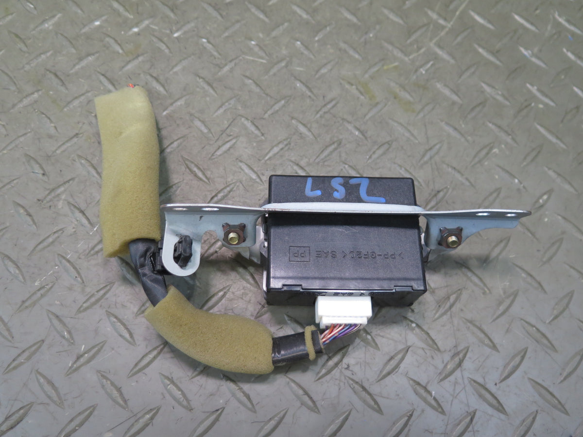 01-06 Lexus UCF30L LS430 Immobilizer Control Module 89780-50030 OEM