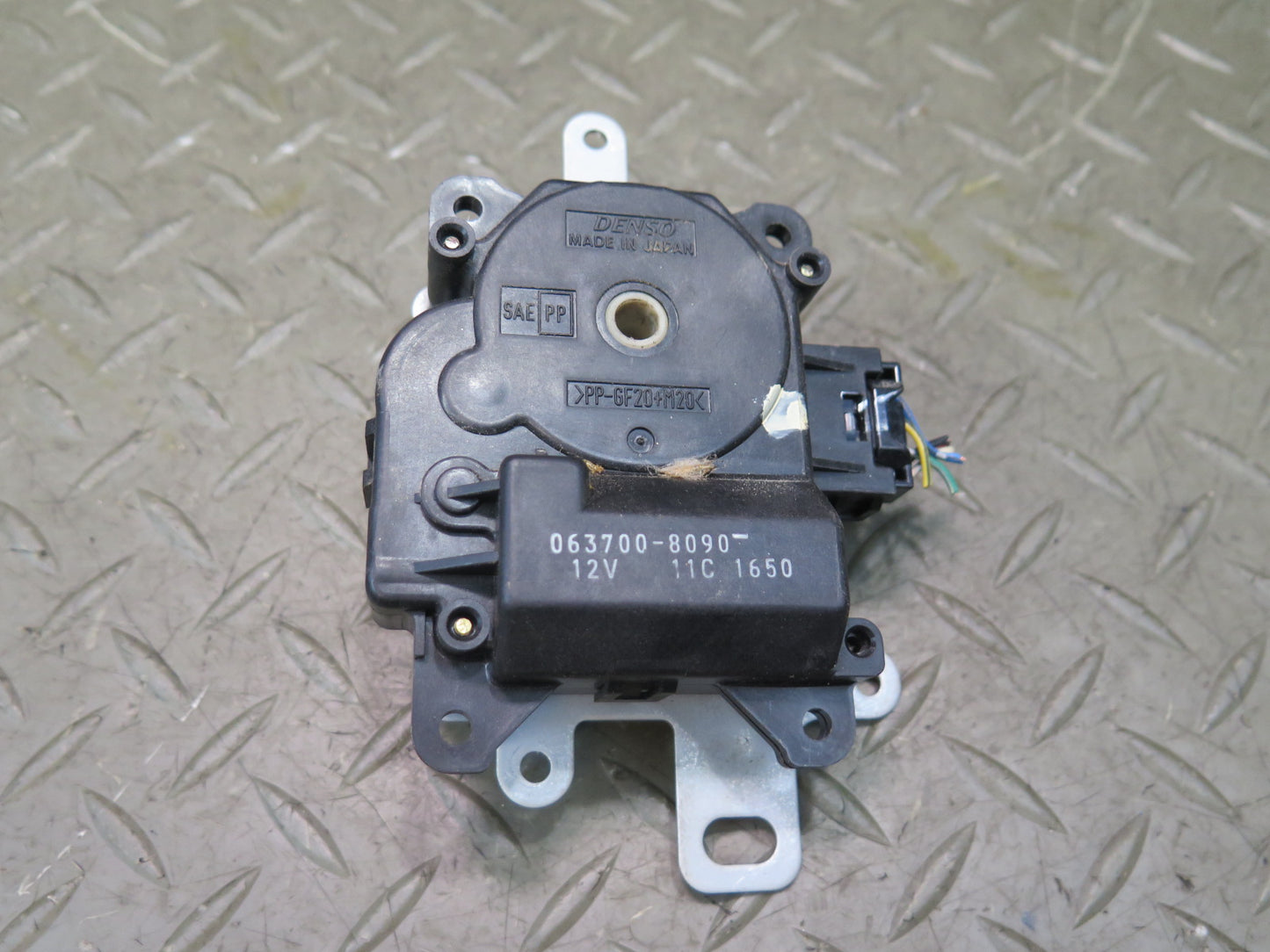 01-03 Lexus UCF30L LS430 Rear A/C Heater Flap Door Actuator Motor OEM