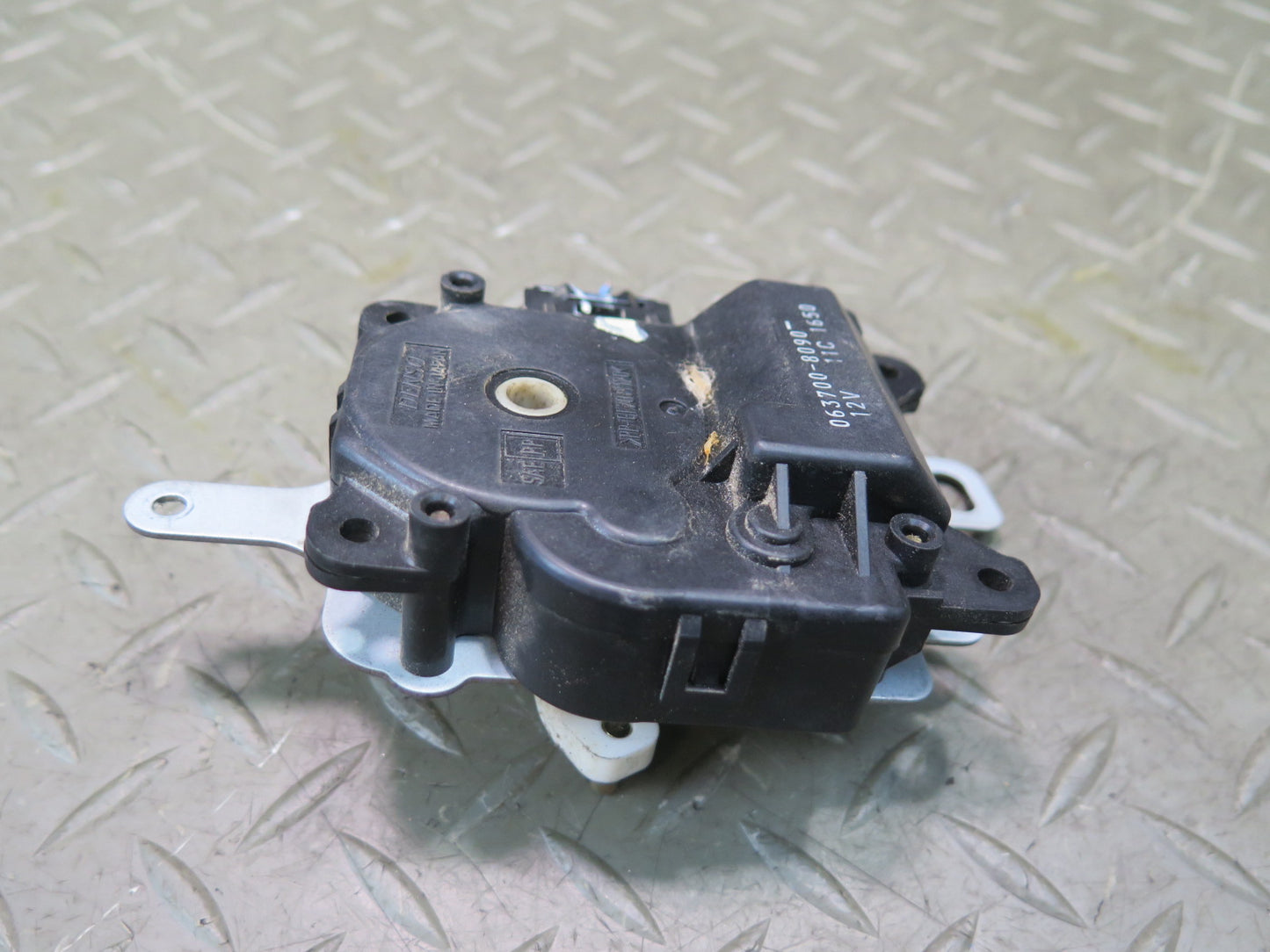 01-03 Lexus UCF30L LS430 Rear A/C Heater Flap Door Actuator Motor OEM