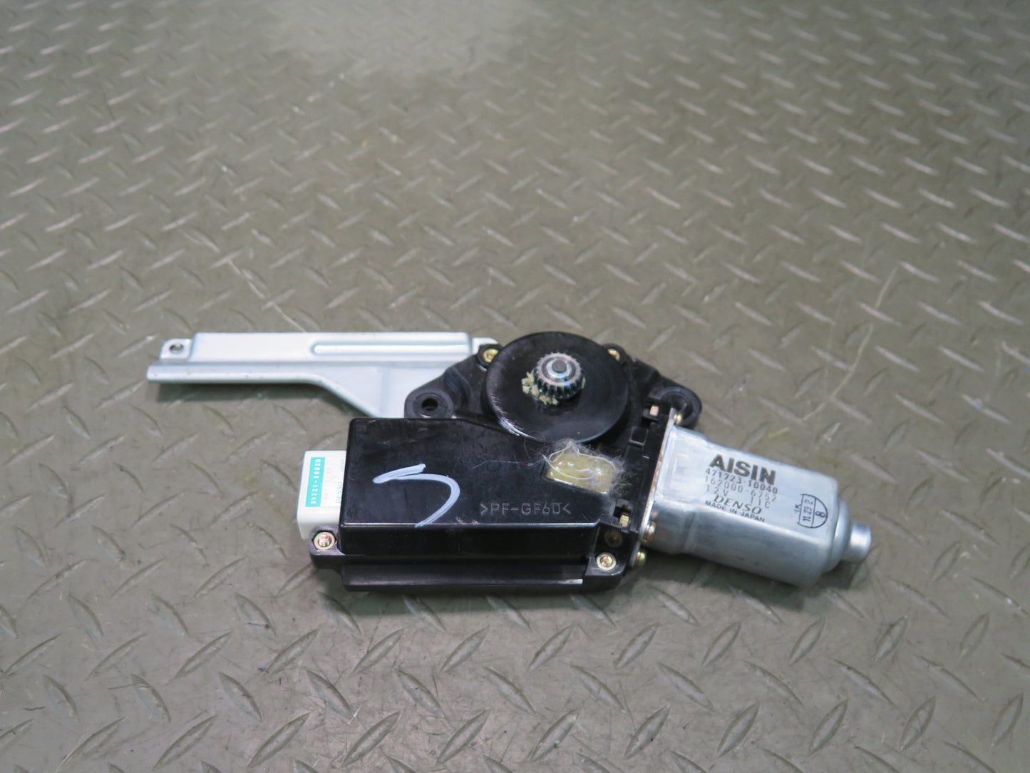 01-03 Lexus UCF30L LS430 Sunroof Motor Drive Unit 63260-50050 OEM
