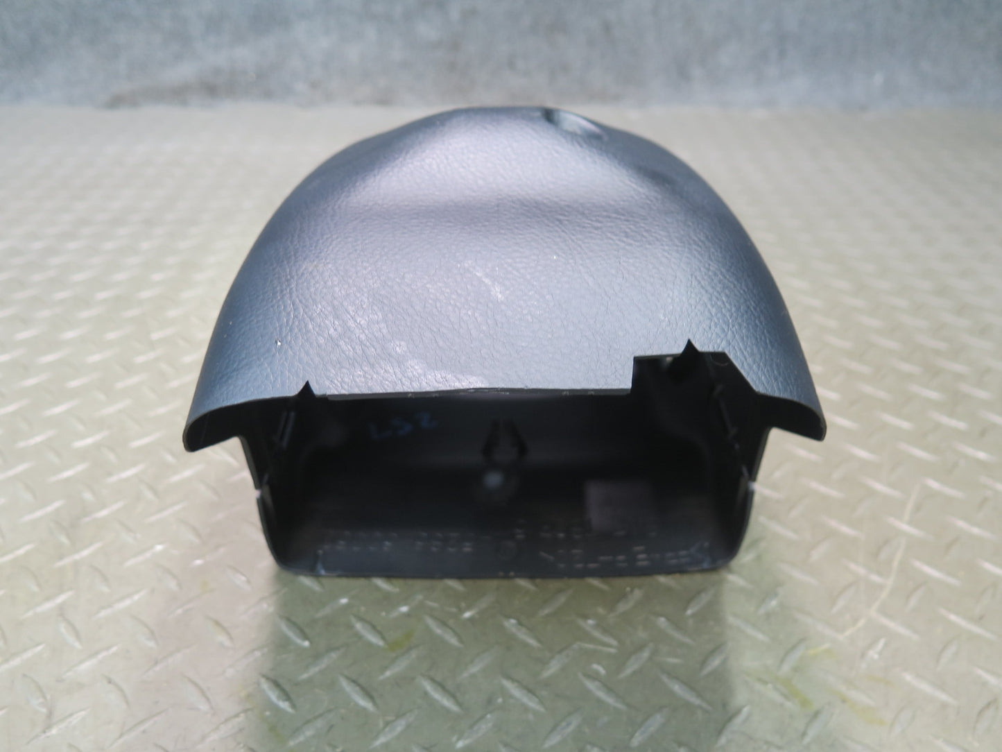 01-06 Lexus UCF30L LS430 Steering Column Upper & Lower Trim Cover Panel Set OEM