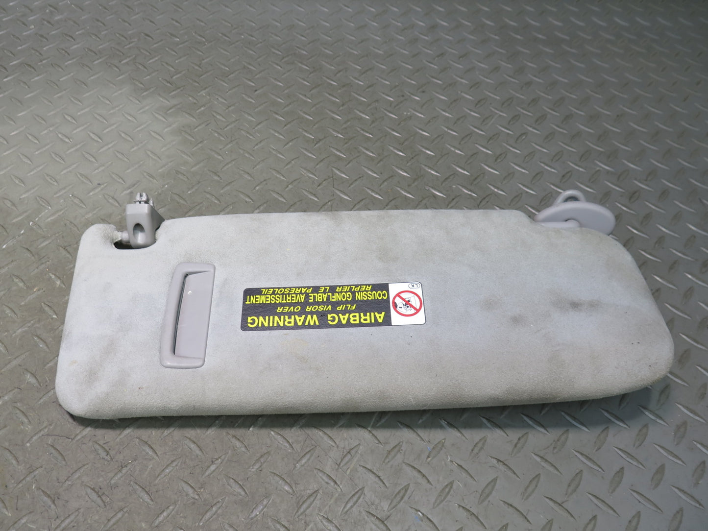 01-06 Lexus UCF30L LS430 Set of 2 Front Left & Right Sun Visor OEM