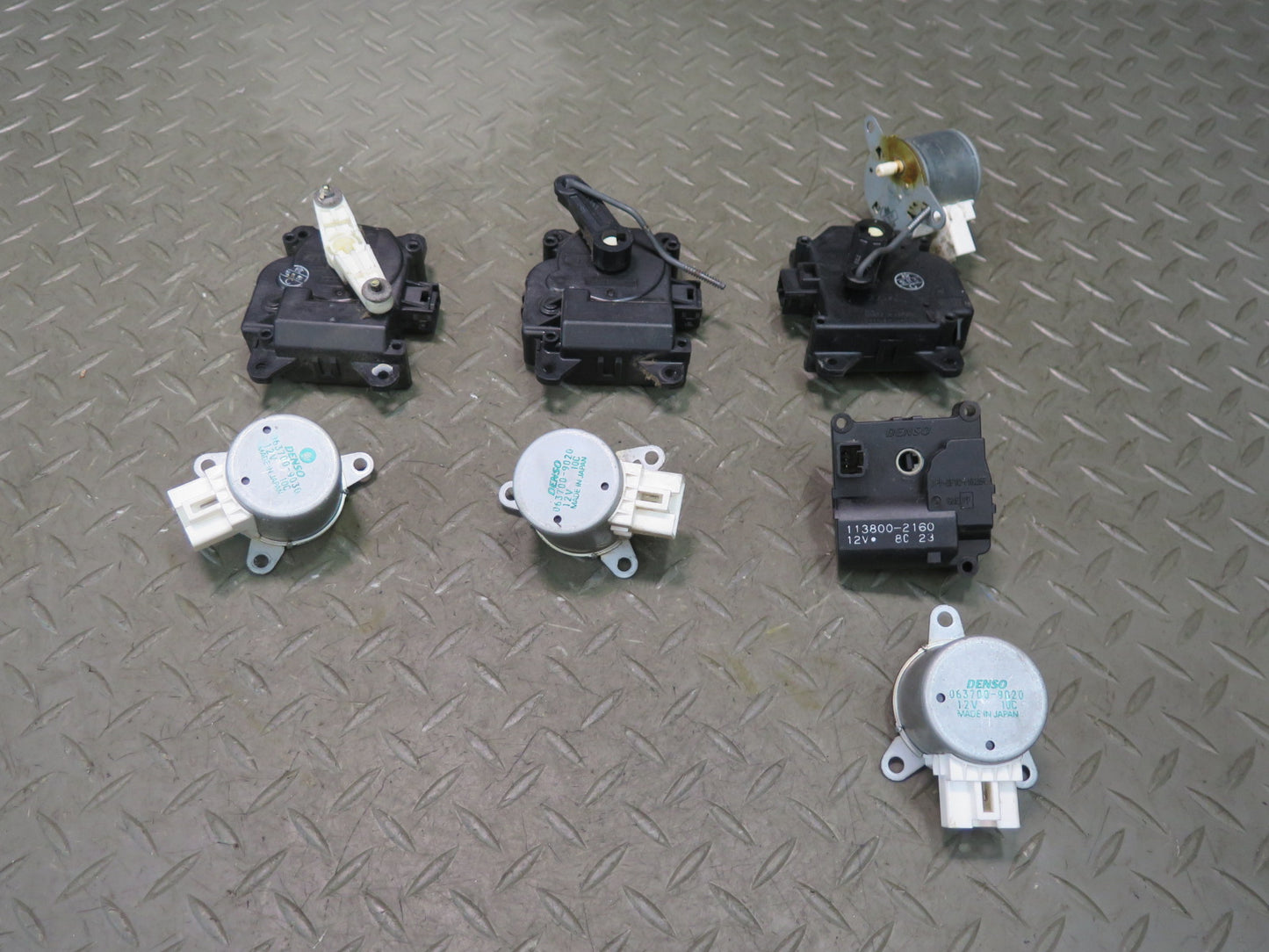 01-06 Lexus UCF30L LS430 Set of 7 A/C Heater Flap Door Actuator Motor OEM