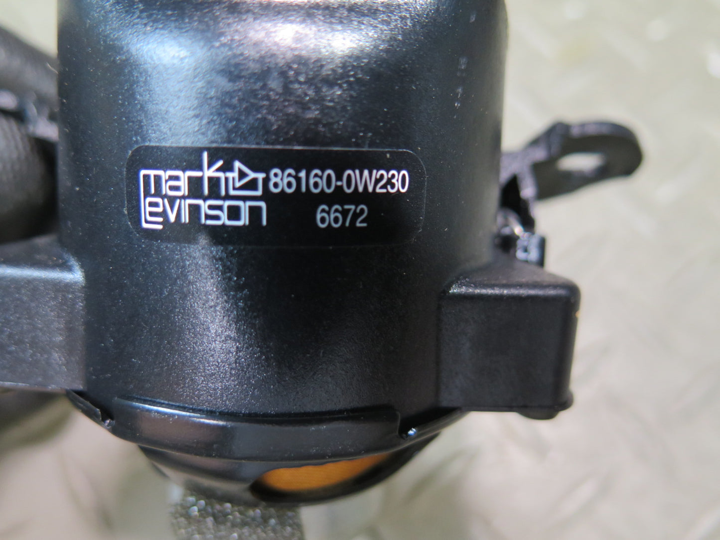 01-06 Lexus UCF30L LS430 Mark Levinson Left & Right Door Tweeter Speaker Set OEM