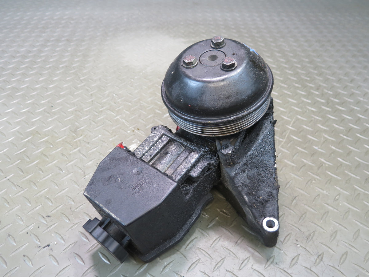 96-98 Mercedes R129 SL500 Power Steering Pump w Support Bracket OEM