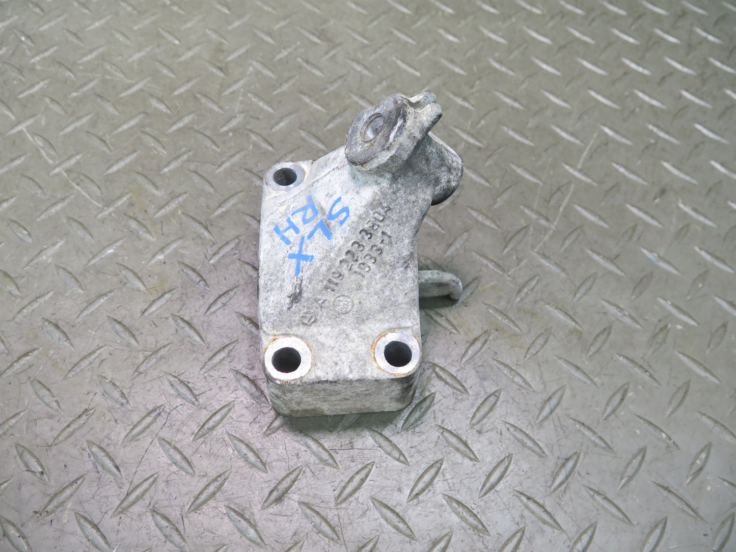 96-98 Mercedes R129 SL500 M119 Set of 2 Left & Right Engine Motor Mount OEM