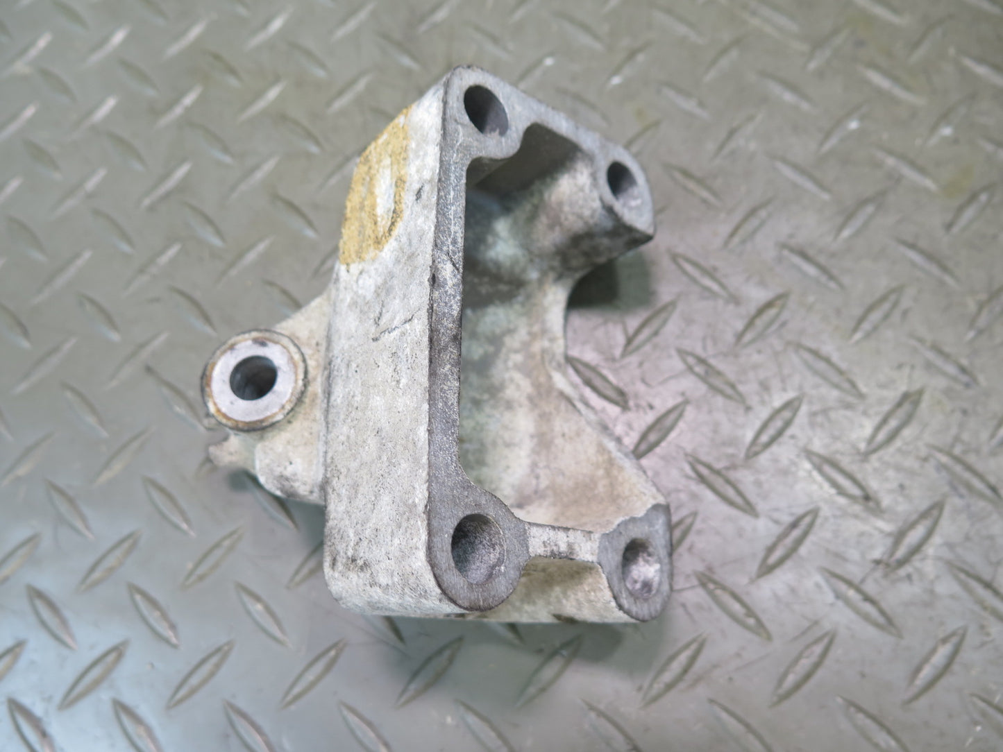 96-98 Mercedes R129 SL500 M119 Set of 2 Left & Right Engine Motor Mount OEM