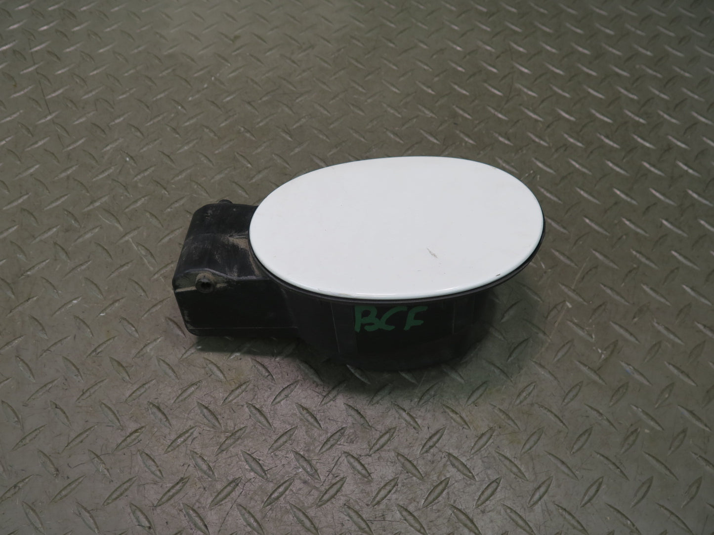 03-10 Bentley Continental GT Fuel Tank Filler Door Lid w Hinge 3W8809857H