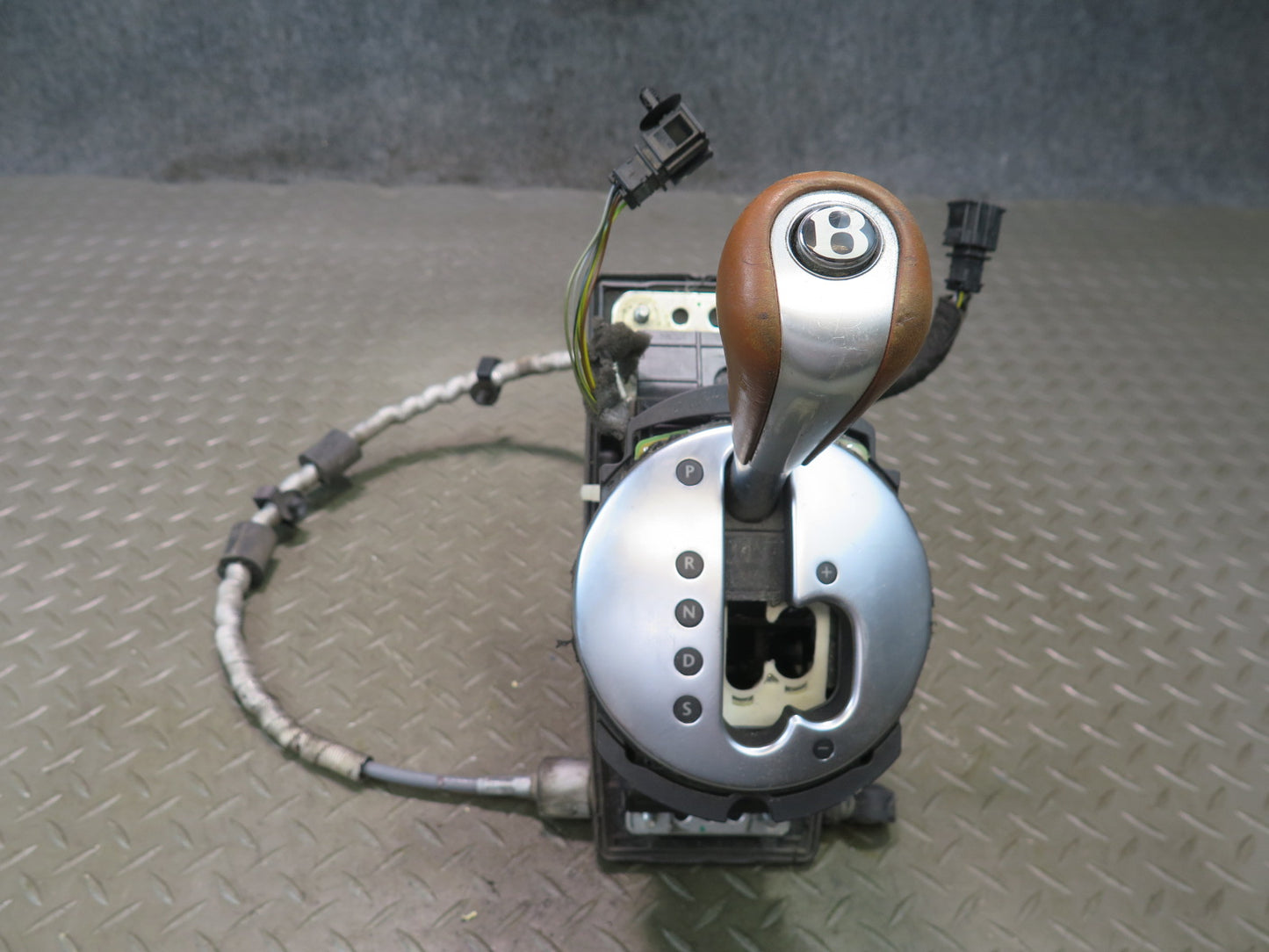 03-10 Bentley Continental GT A/T Automatic Transmission Gear Shifter w Cable