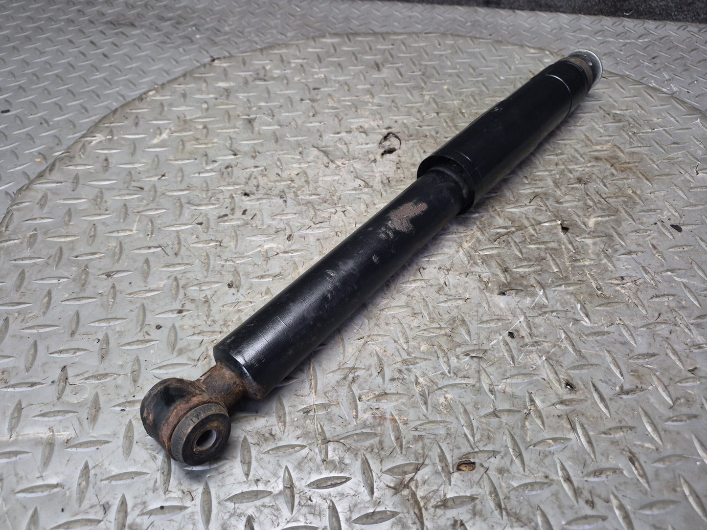 96-02 Mercedes R129 SL500 RWD Set of 2 Rear Strut Shock Absorber OEM