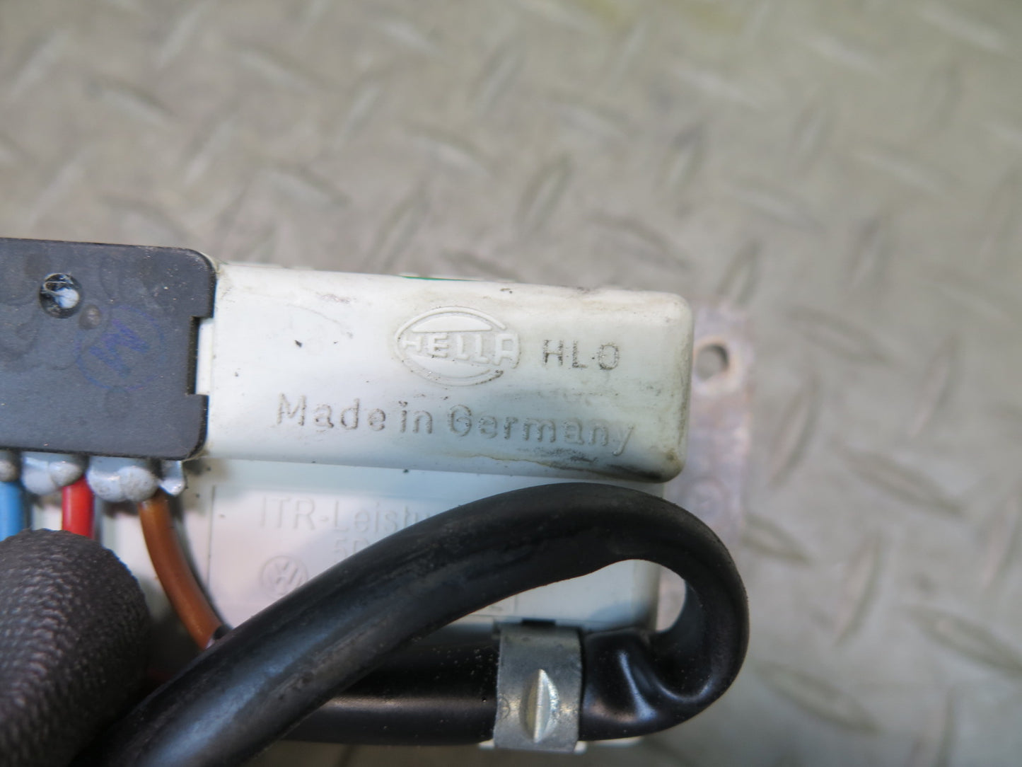 03-10 Bentley Continental GT A/C Heater Blower Motor Fan Resistor