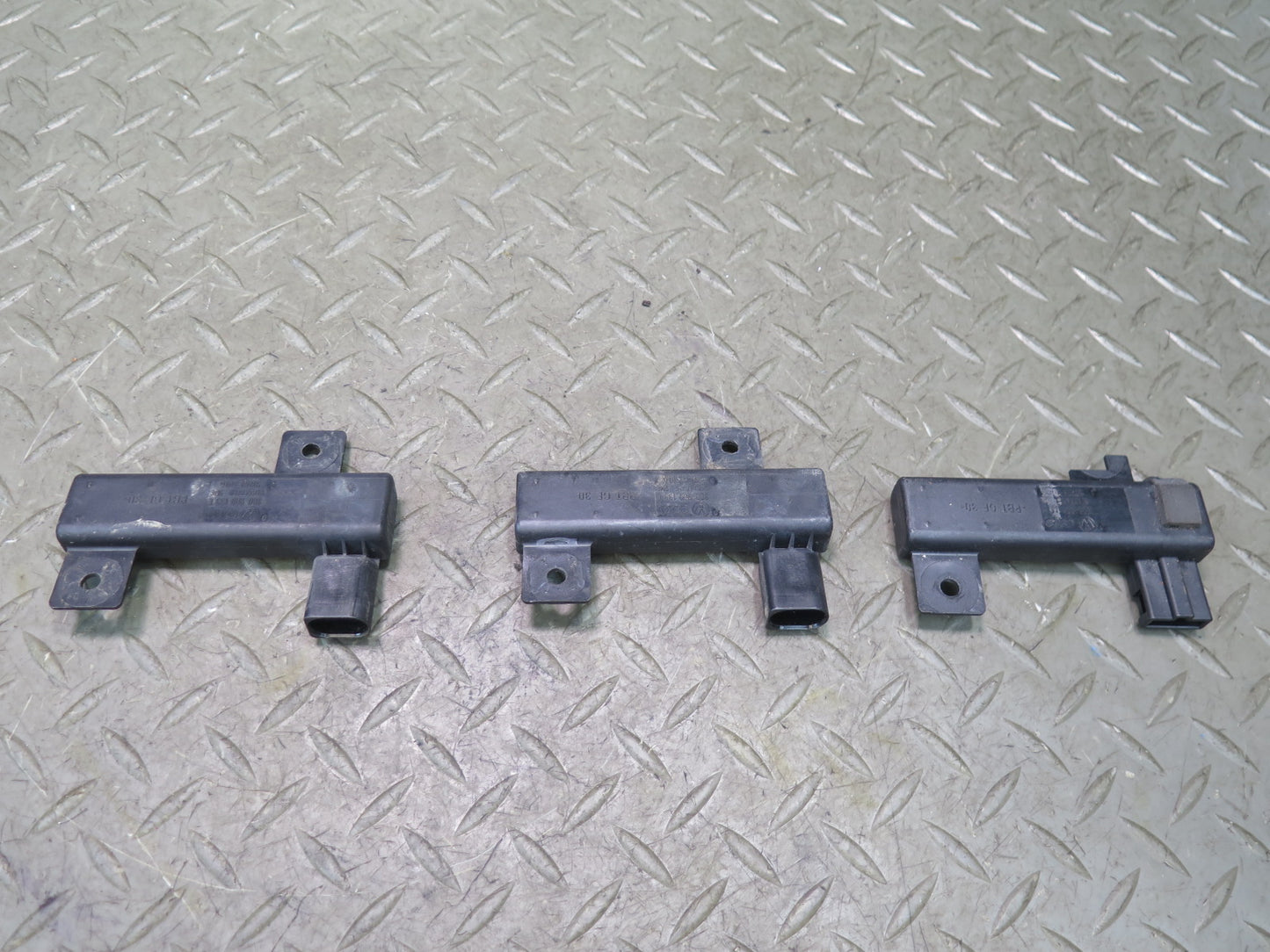 03-10 Bentley Continental GT Keyless Entry Antenna Sensor Set of 3