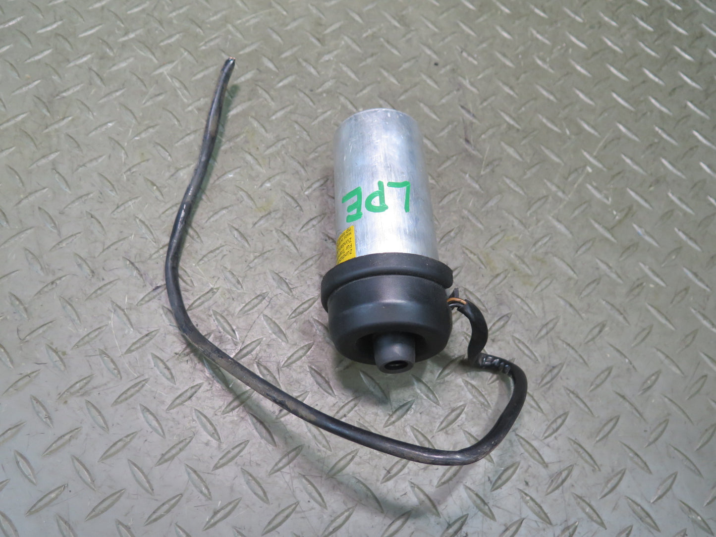 1985-1986 Porsche 928 S 5.0L V8 Engine Motor Ignition Coil