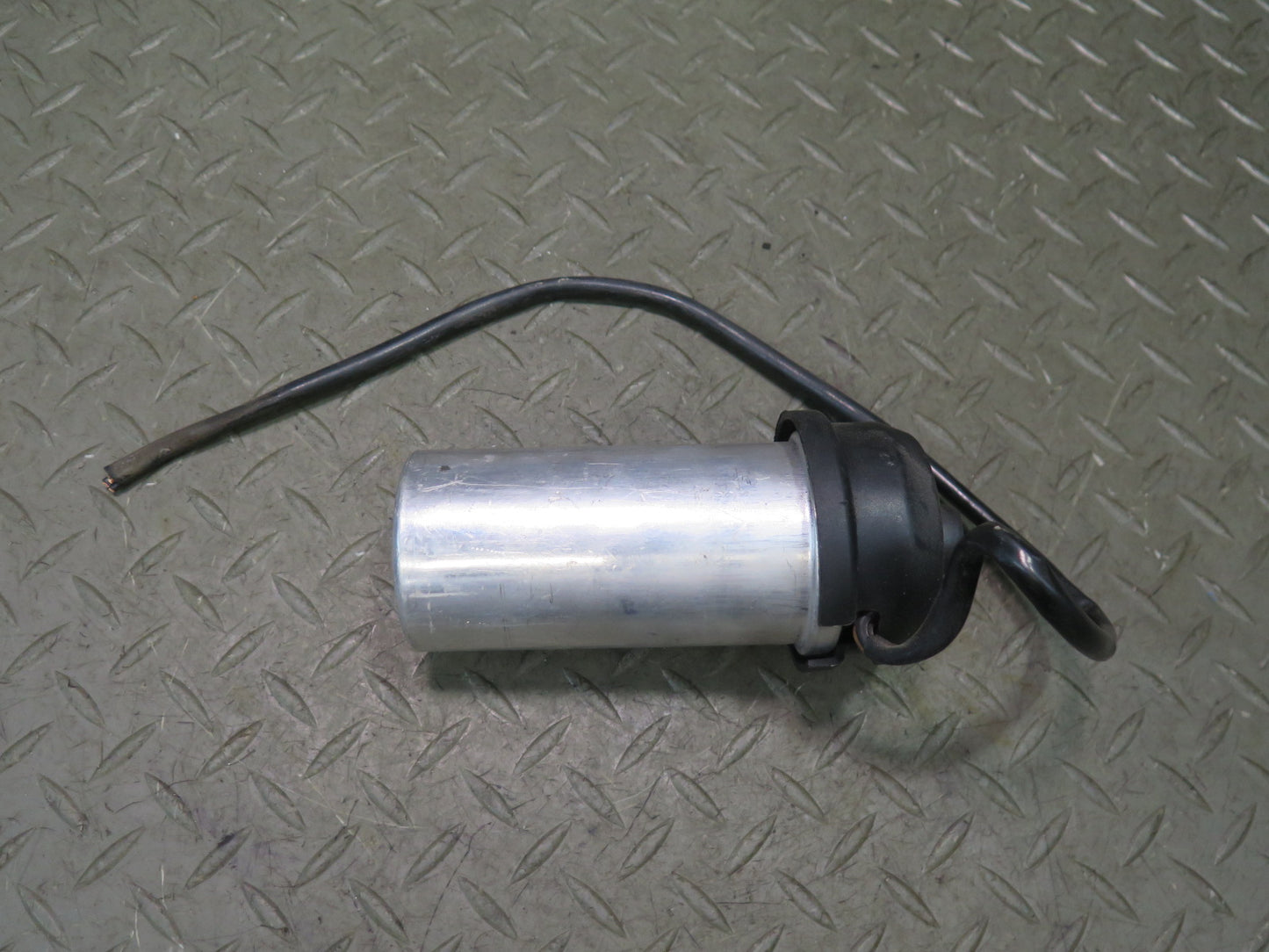 1985-1986 Porsche 928 S 5.0L V8 Engine Motor Ignition Coil