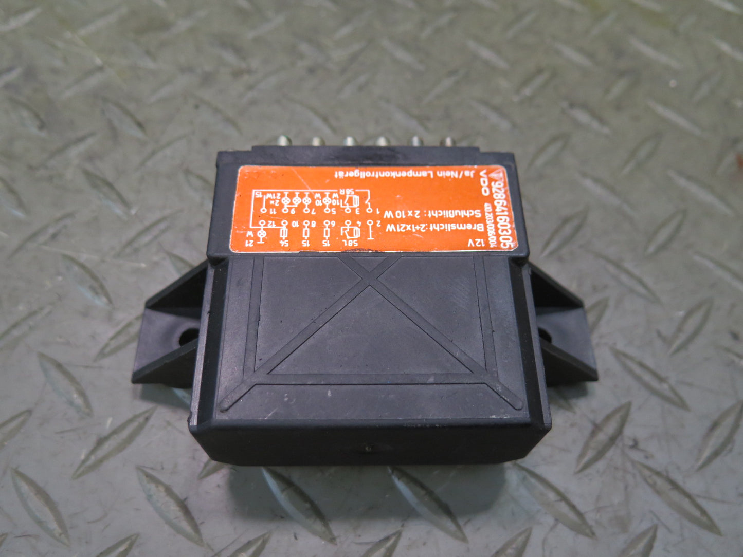 1985-1986 Porsche 928 Bulb Lamp Light Control Unit Module VDO 92864160305