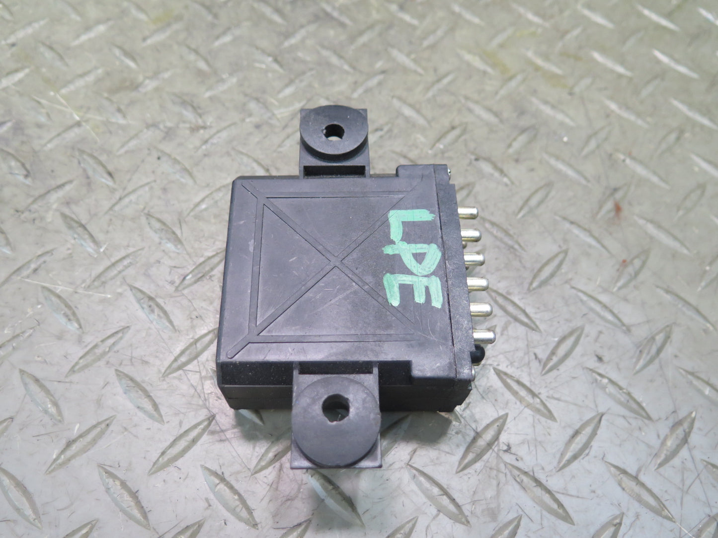 1985-1986 Porsche 928 Bulb Lamp Light Control Unit Module VDO 92864160305