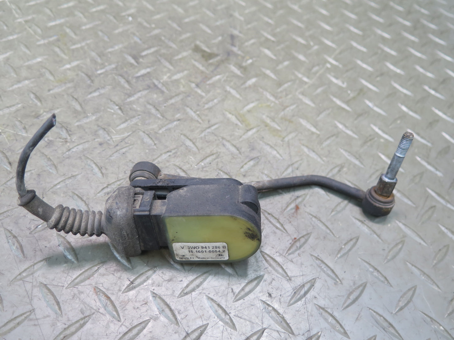 03-10 Bentley Continental GT Front Suspension Height Level Sensor Set of 2