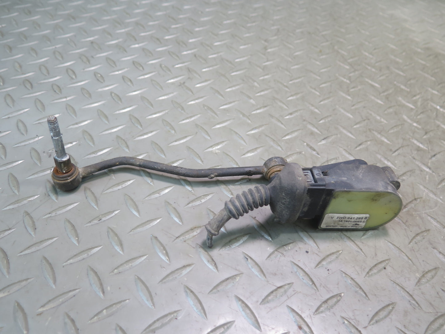 03-10 Bentley Continental GT Front Suspension Height Level Sensor Set of 2