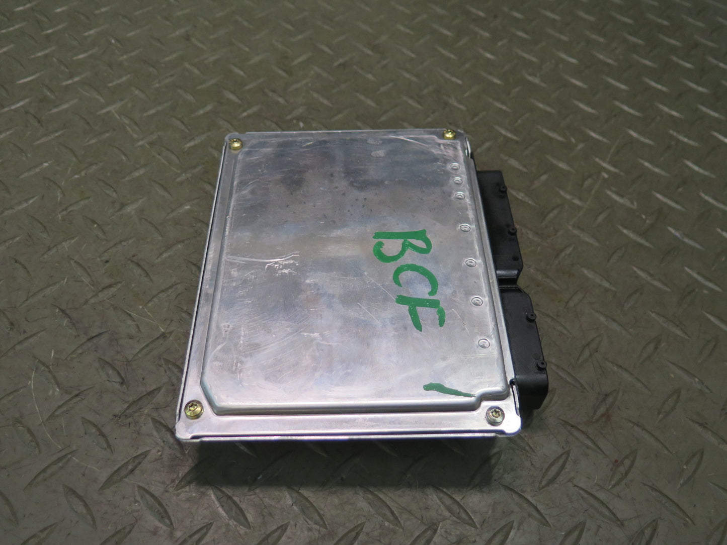 03-10 Bentley Continental GT Air Suspension Computer Control Module 3W0907553