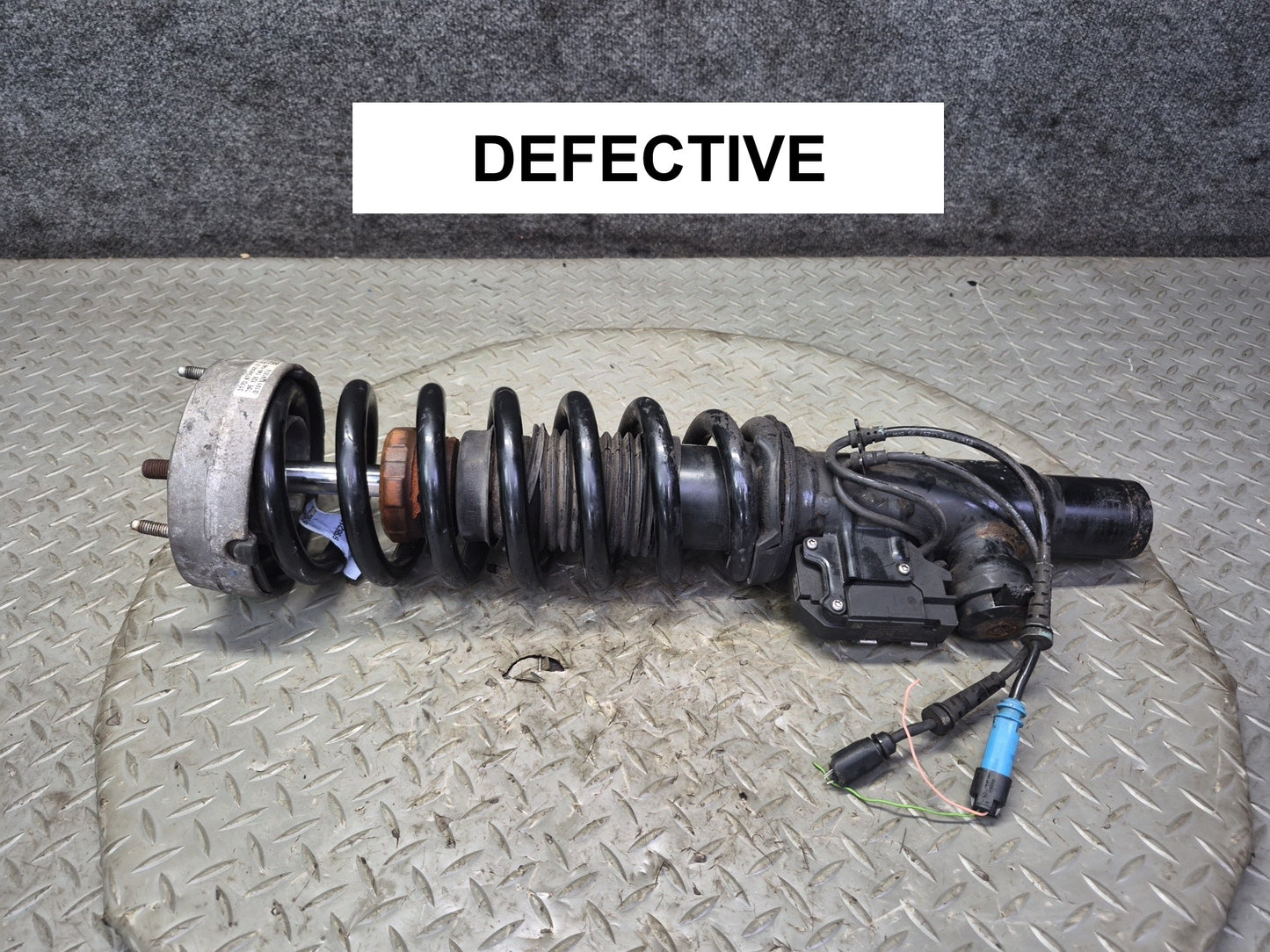 2010-2014 BMW E70 E71 X5M X6M Front Right VDC Strut Shock Absorber Defective