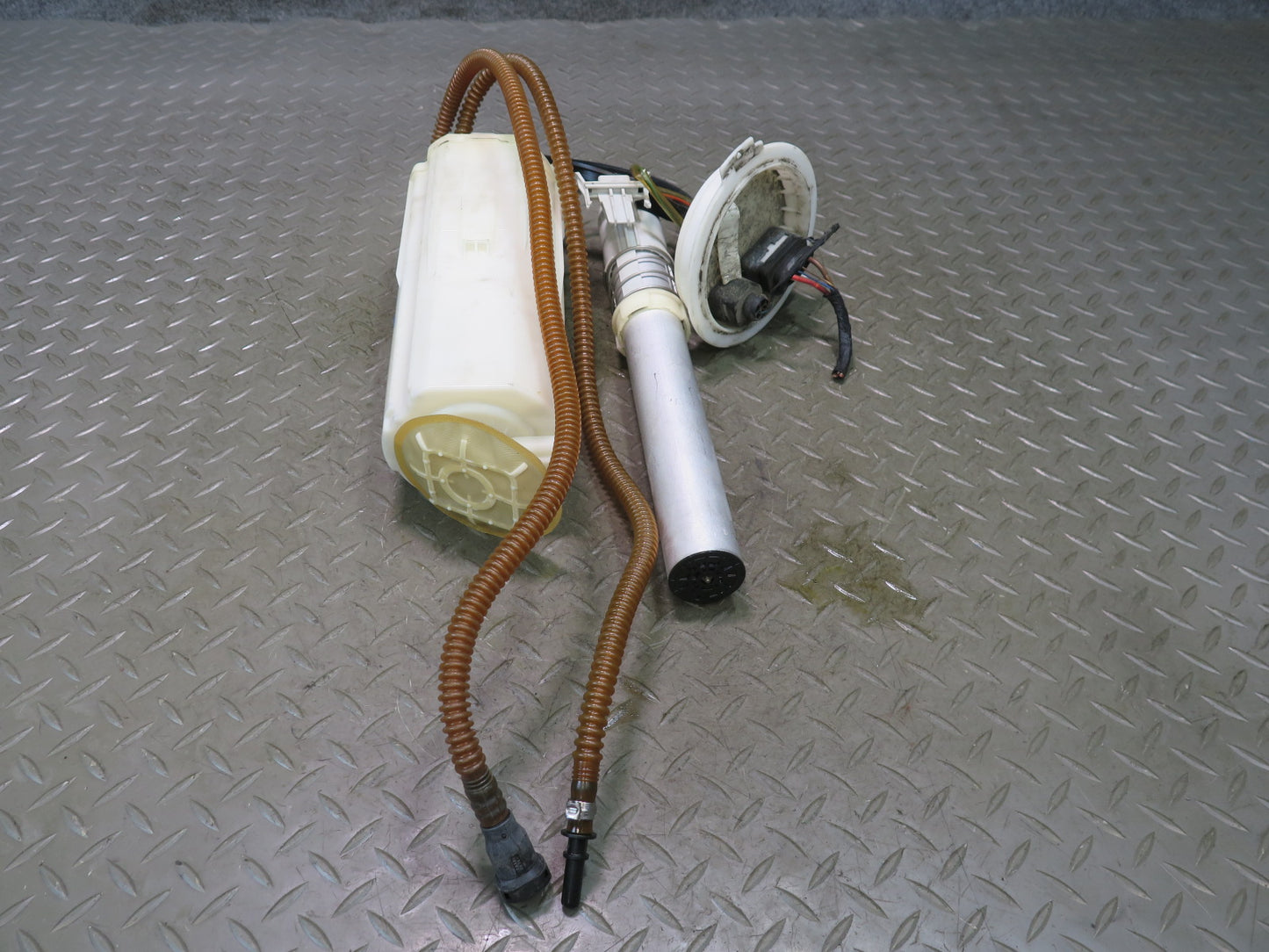 03-10 Bentley Continental GT Fuel Pump Level Sensor Sending Unit Set of 2 49K