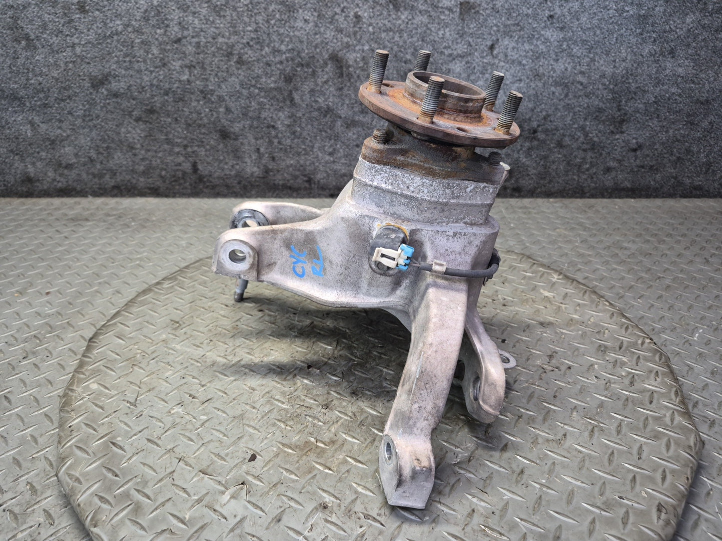 91-96 Chevrolet Corvette C4 Rear Left Spindle Knuckle Wheel Hub Bearing OEM
