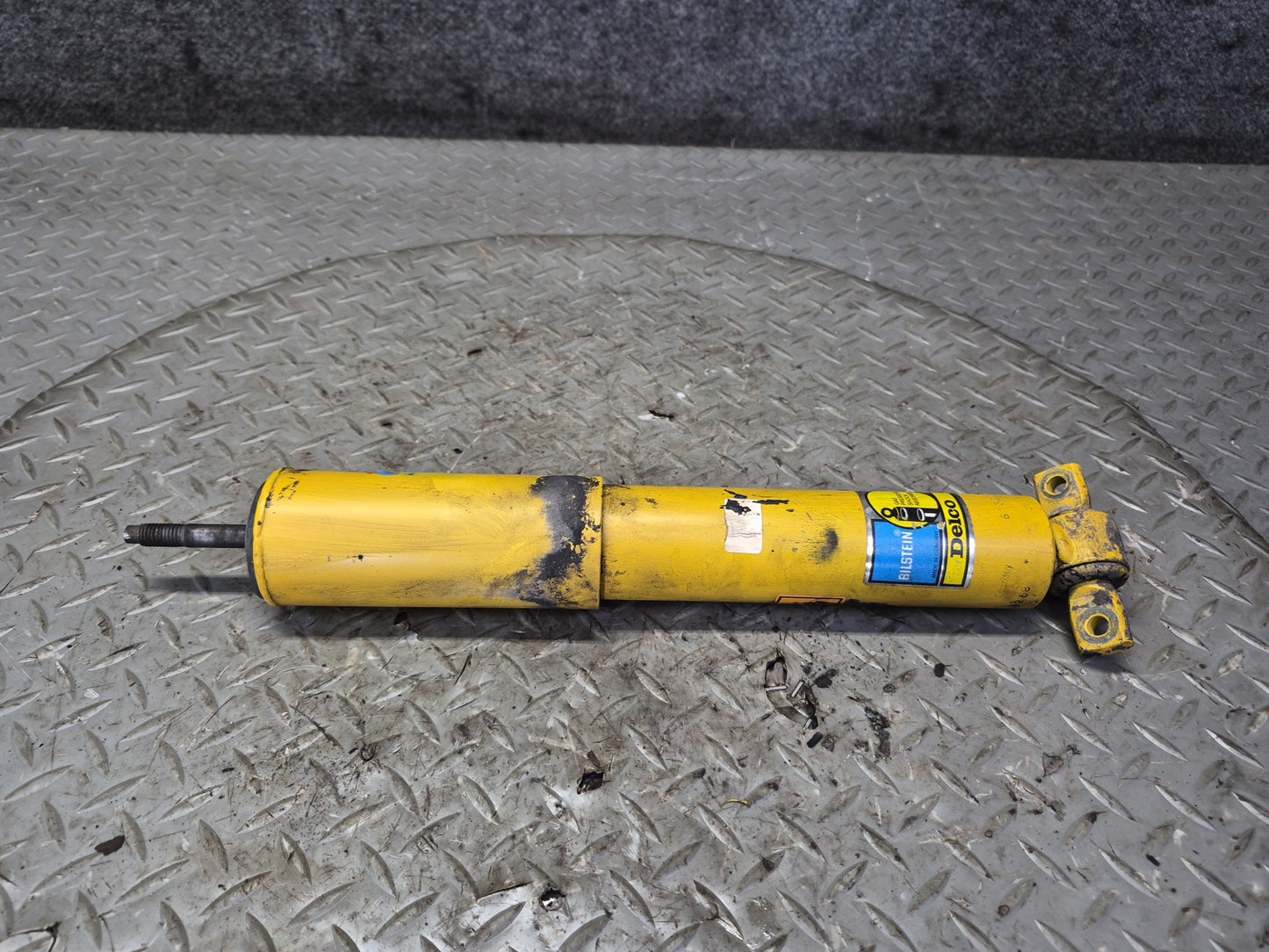 89-96 Chevrolet Corvette C4 Set of 2 Front Bilstein Strut Shock Absorber